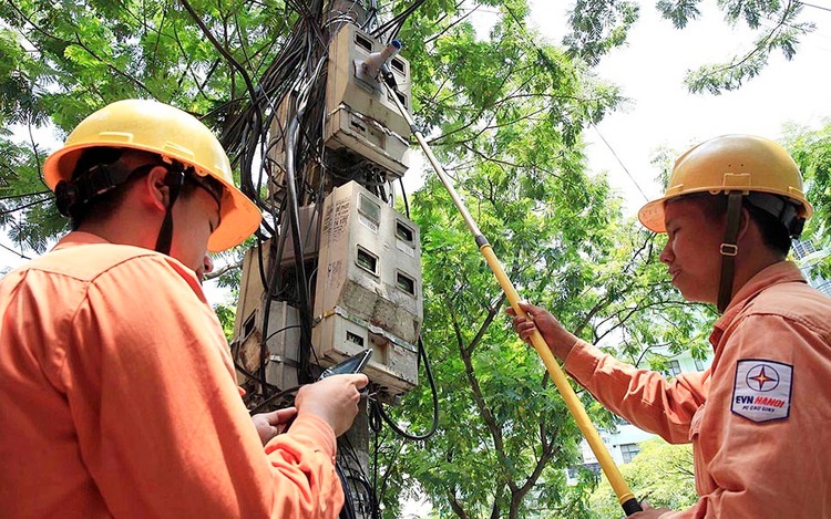 Biểu giá bán lẻ điện sinh hoạt được tính theo bậc thang.