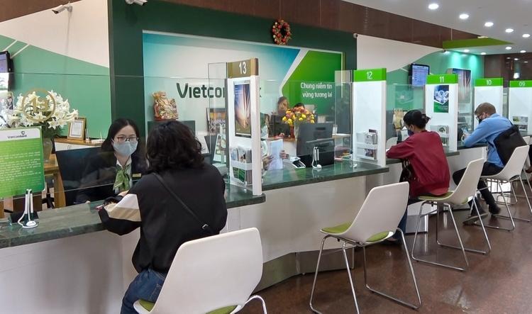 Lãi suất tiết kiệm Vietcombank là bao nhiêu?